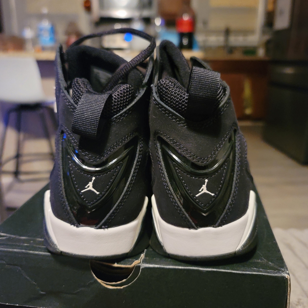 Jordan True Flight size 8.5 black/Anthracit